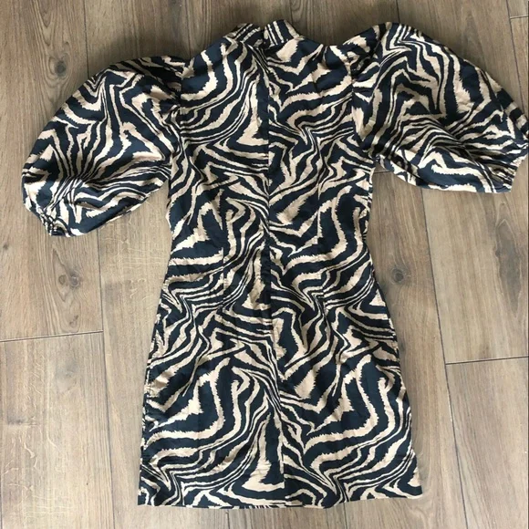 GANNI mockneck minidress, coffee swirl pattern, fits US XS/S - Picture 2 of 4